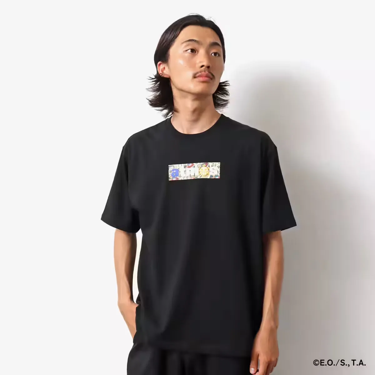 ATMOS × ONE PIECE WANTED POSTER BOX LOGO T-SHRTS BLACK X TRAFALGAR LAW