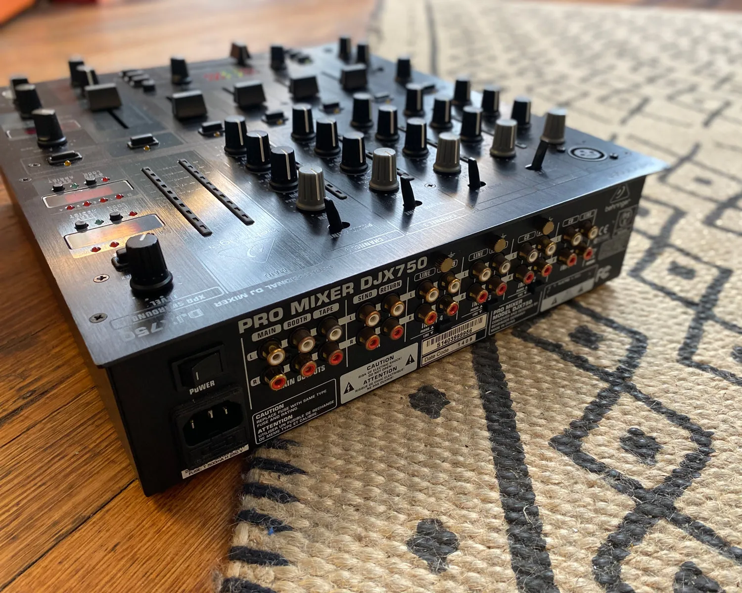 Behringer DJX750 Pro DJ Mixer
