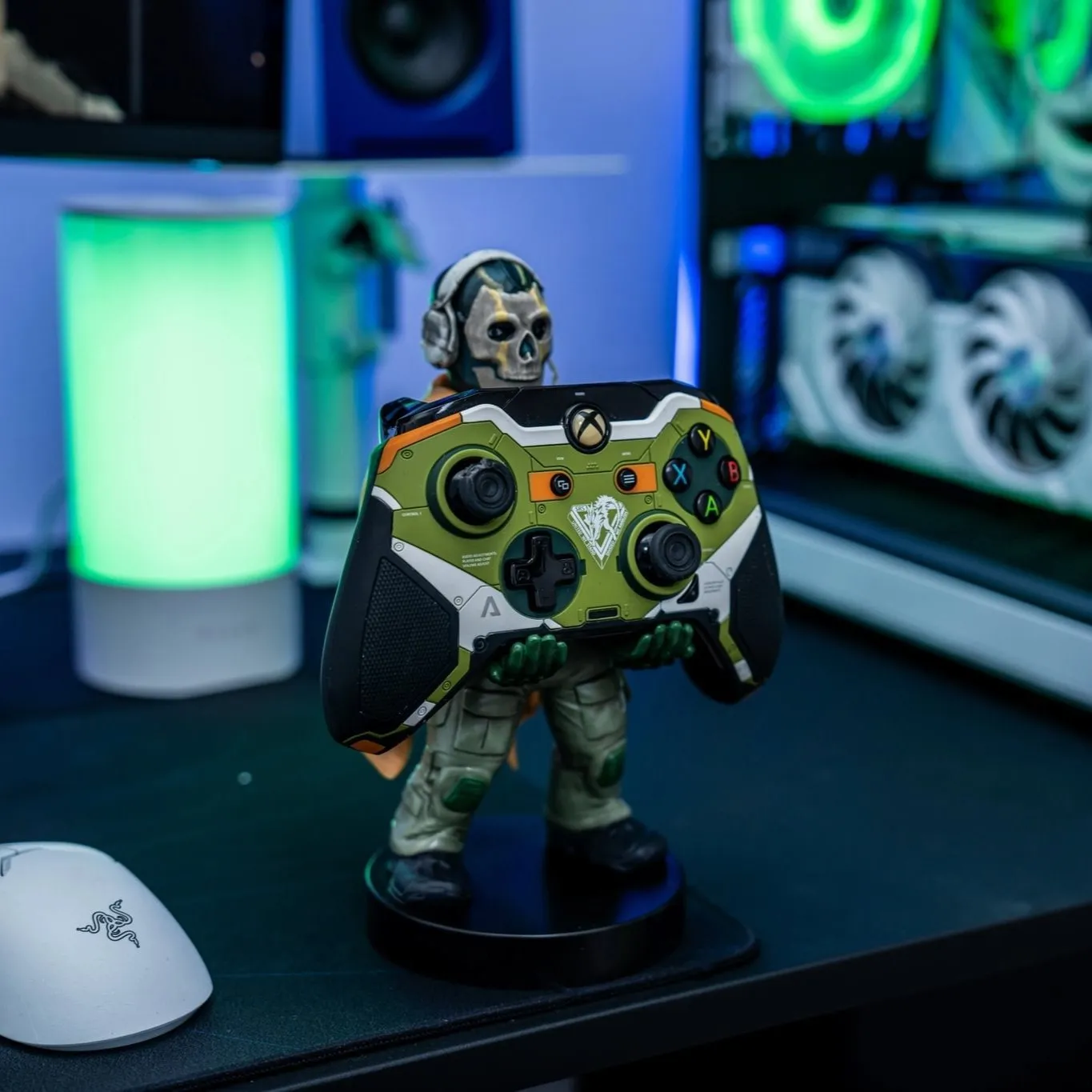 Call of Duty: Ghost Warzone Cable Guys Controller Holder and Phone Stand