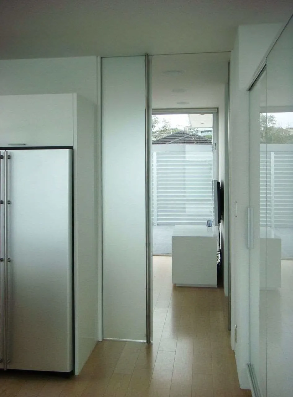 Frameless Glass Clamp
