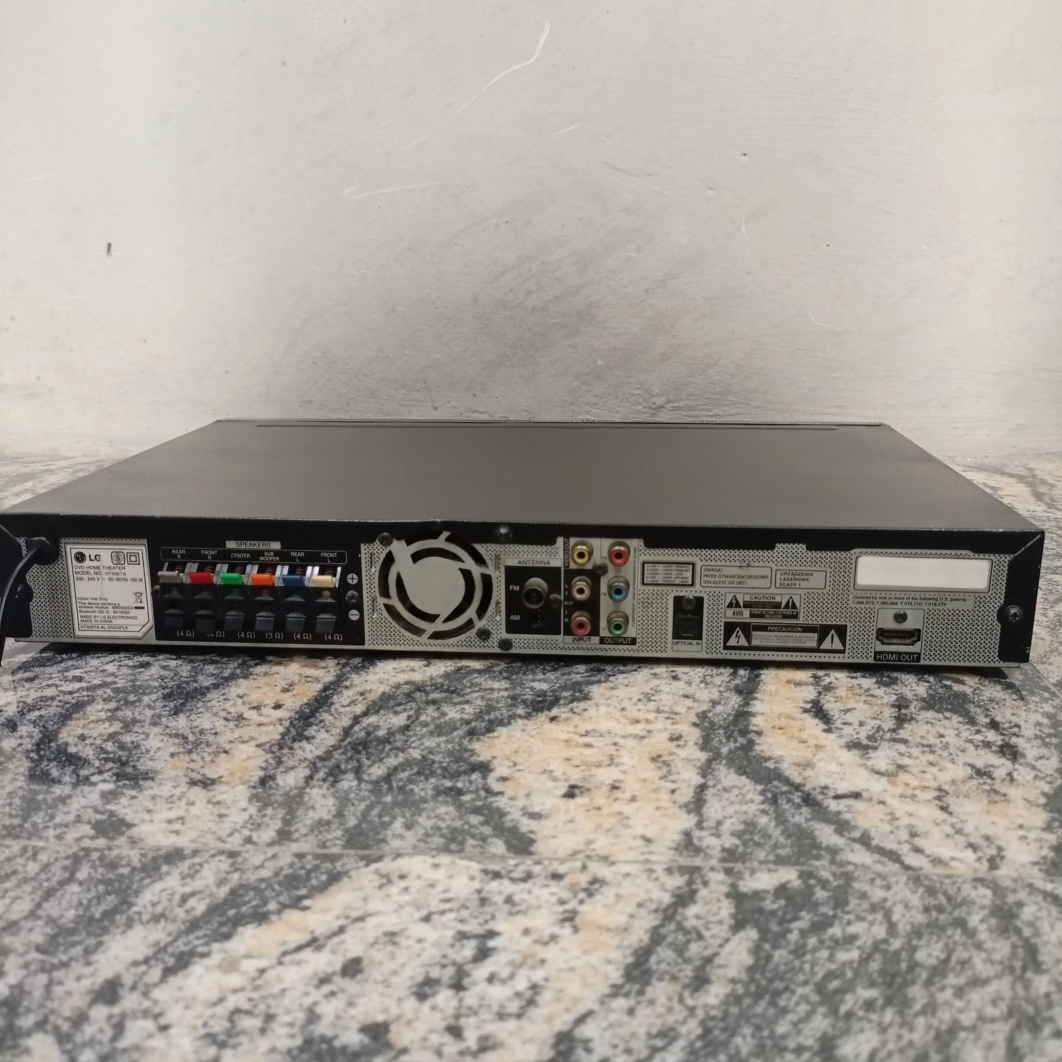 Pre-Owned LG HT906TA 5.1 Channel 1100W Bluetooth DVD Home Theater System