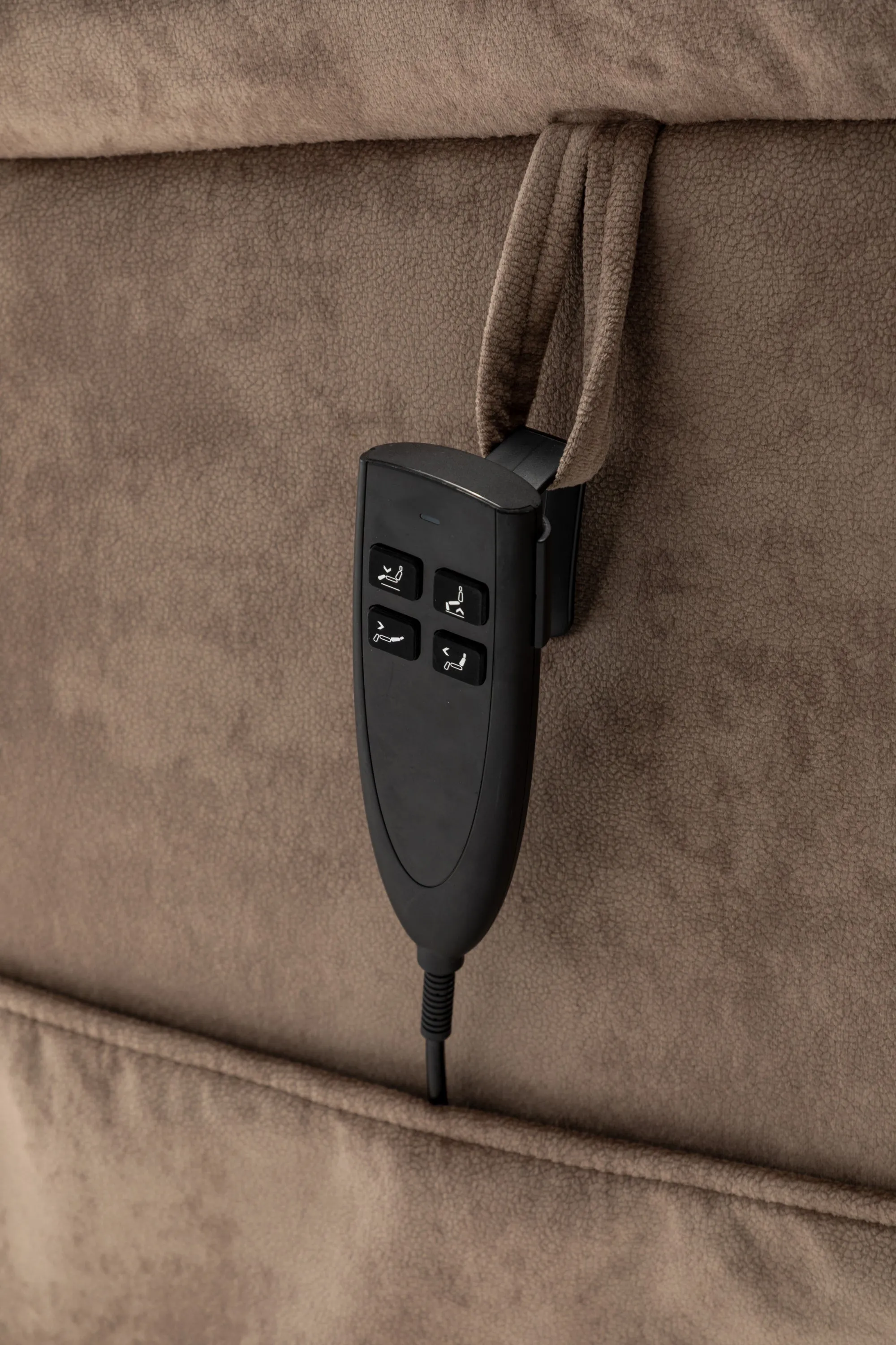Lounge chair lift w/power supply (180 degree lying flat)
