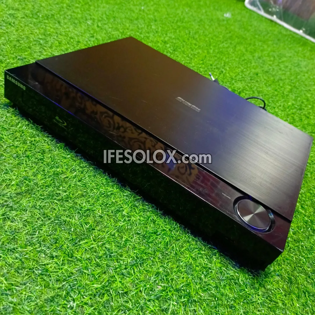 Samsung HT-C5530 5.1Ch 1000Watts Blu-ray 3D DVD Home Theater Machine Head (USB, Aux, FM, HDMI in/out) - Foreign Used