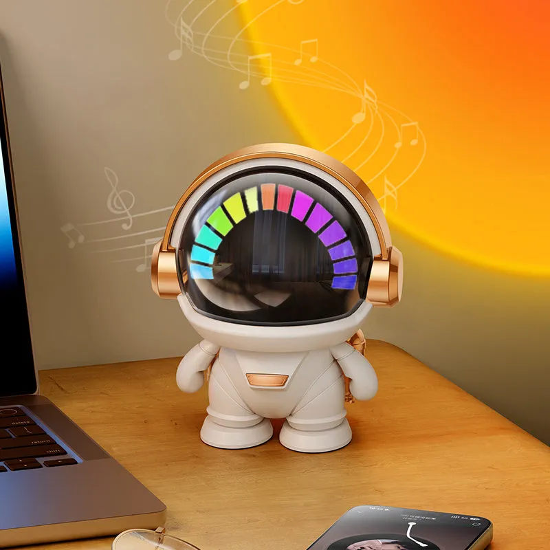 Spaceman Astronaut Wireless Speaker TWS Couplet Cute Cool Outdoor Subwoofer Gift
