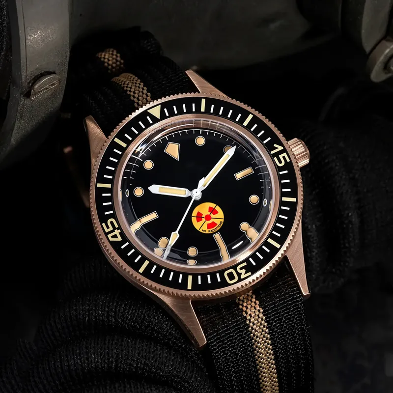 Thorn Retro 50-fathoms Bronze Diver Watch