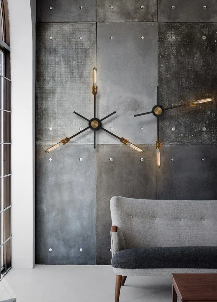 Tourner Wall Light
